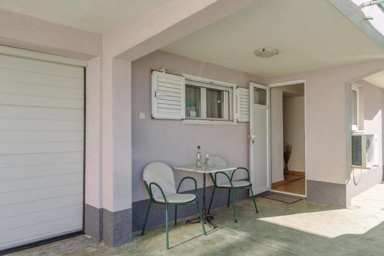 Apartments Meri Trogir Exterior foto